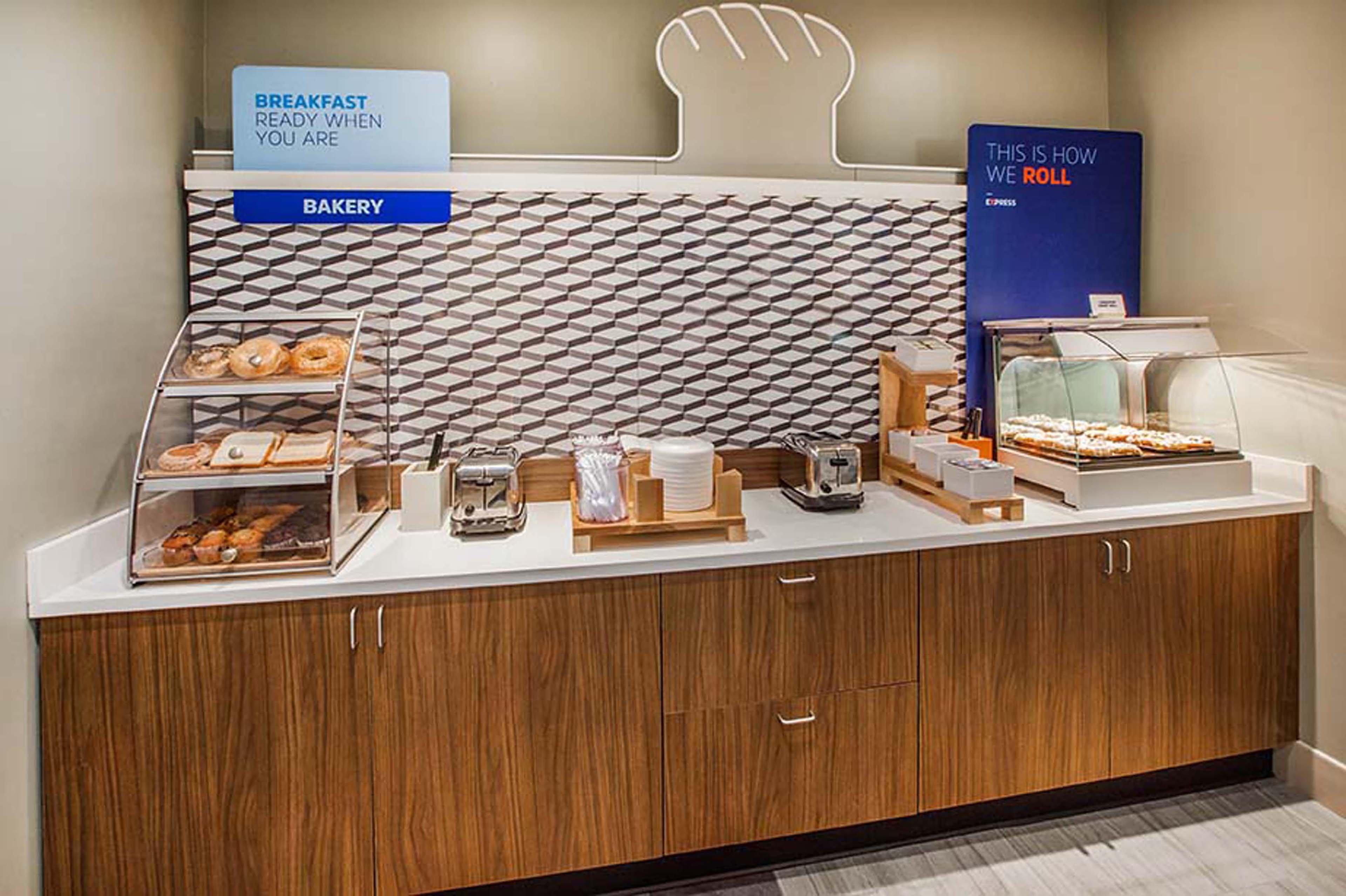 Holiday Inn Express Harvey-Marrero By Ihg Eksteriør billede